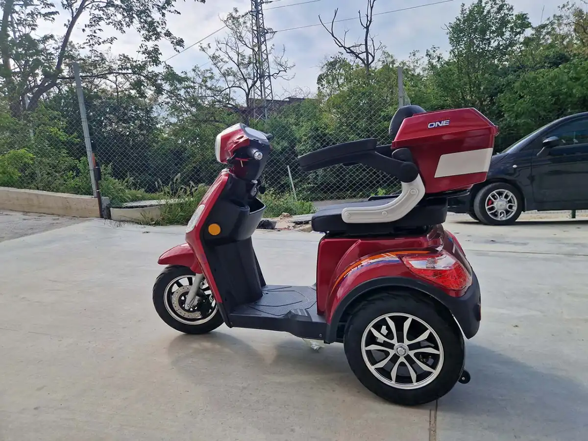 Електрическа Триколка MAXI LUX 8