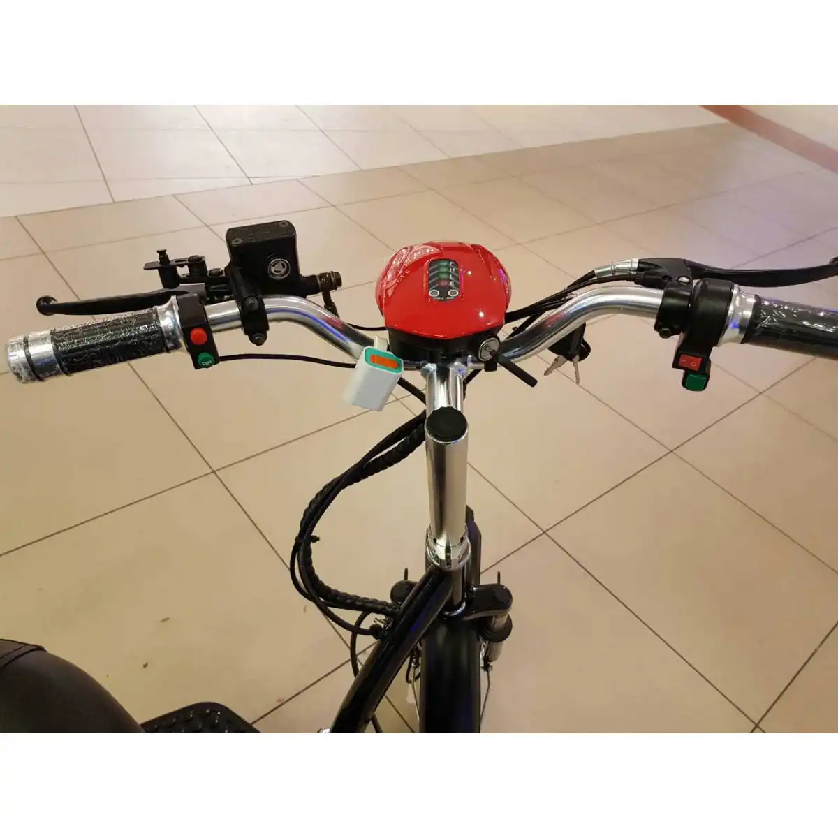 електрическа триколка за възрастни с кресло 9