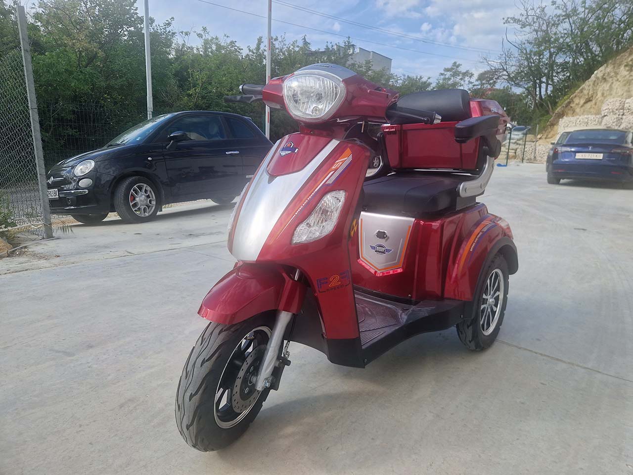 Електрическа Триколка MAXI LUX